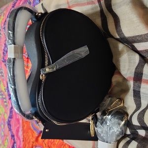 Heart Crossbody